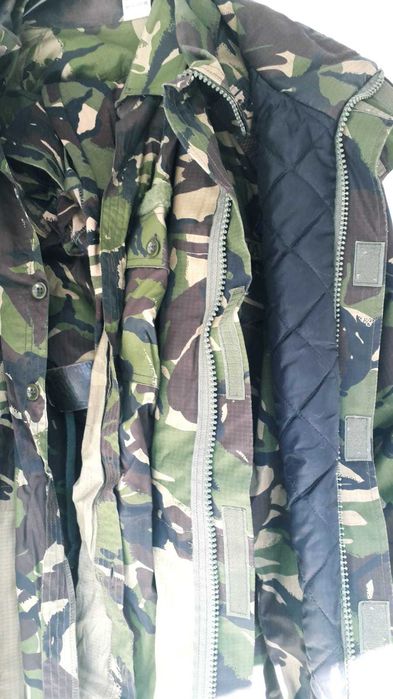 Tinute,  bocanci și accesorii militare