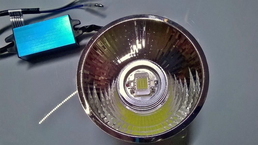 LED Фар с два броя Cob LED къси и дълги светлини