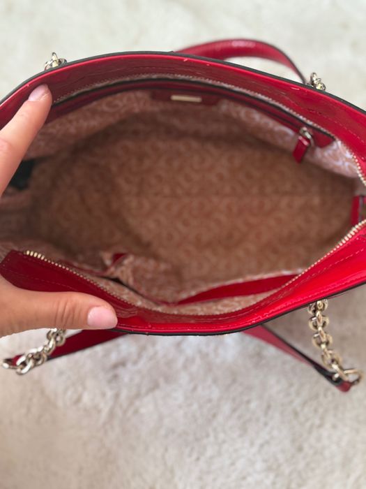 Чанта Guess червена