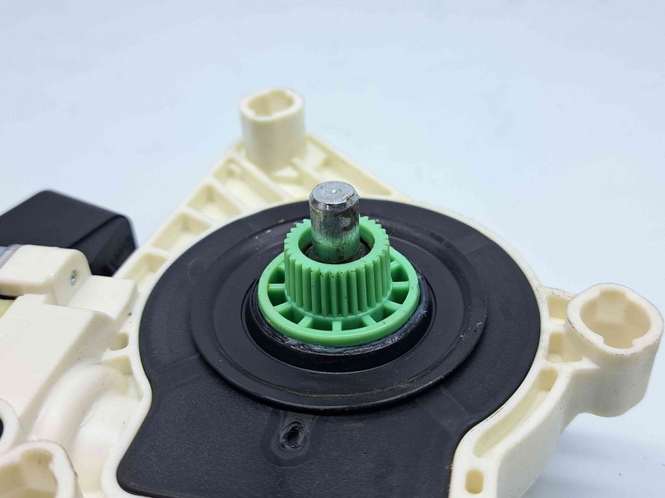 Motoras geam stanga fata Mercedes Clasa E (W207) Coupe [Fabr 2009-2012