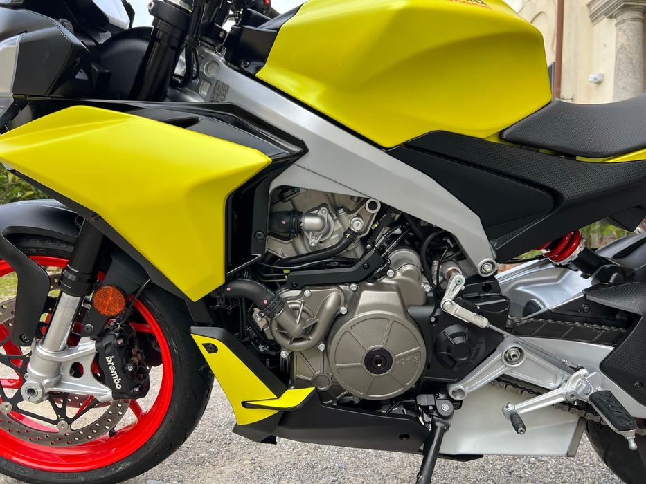 Aprilia tuono 660 2021