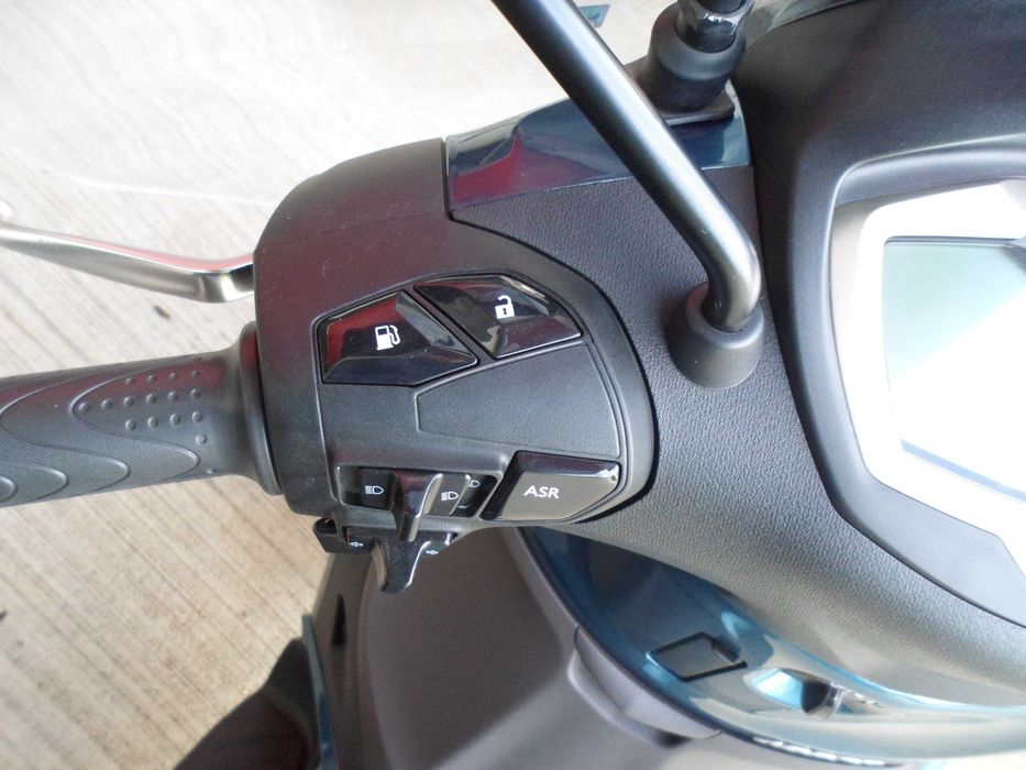 Piaggio Beverly 400 HPE/2023