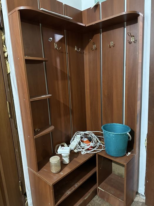 Полка для прихожей