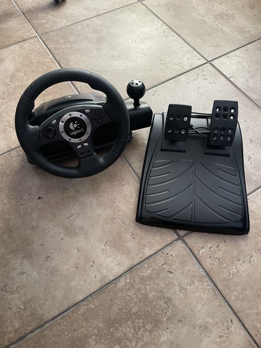 Volan Logitech Drivin Force Pro
