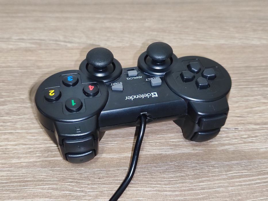 Джойстик Defender Omega