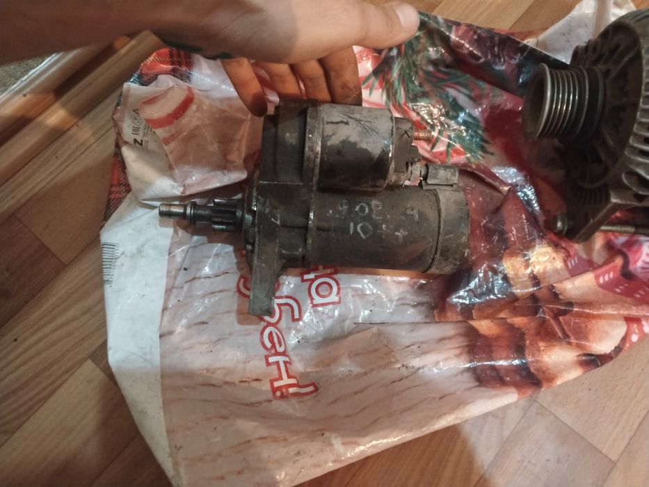 Стартер и генератор от полдсваген б3 20000мынн