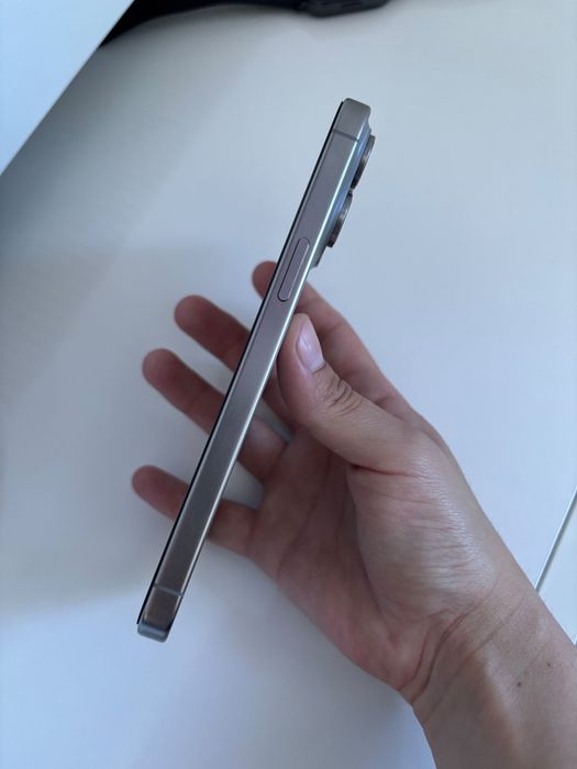 Iphone 15 pro max -256GB-Natural titanium