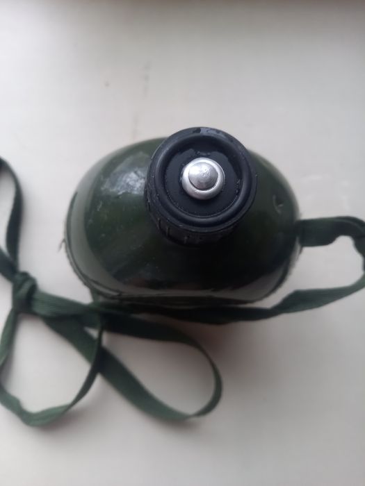 Продаётся фляжка