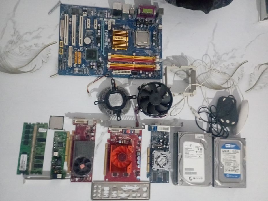 Продам комплектующие от компьютера