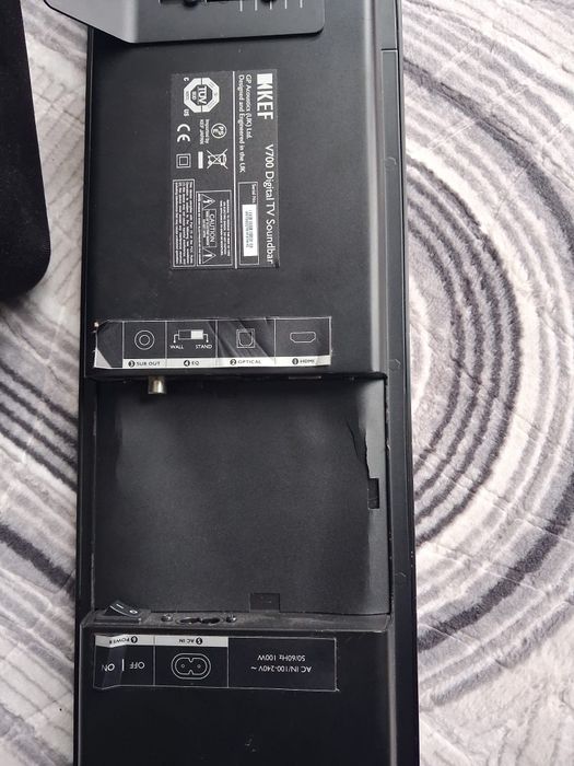 Soundbar cu subwoofer wireless KEF
