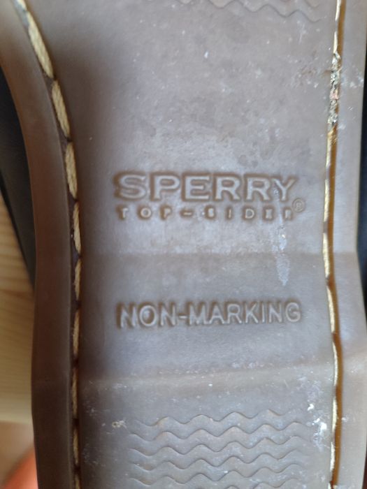 Лоферы кожаные новые продаем