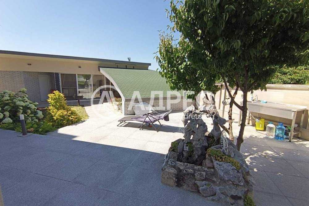 Продава се Къща в Разград, Житница - 463 кв.м за 1404 €/кв.м - Снимка #6