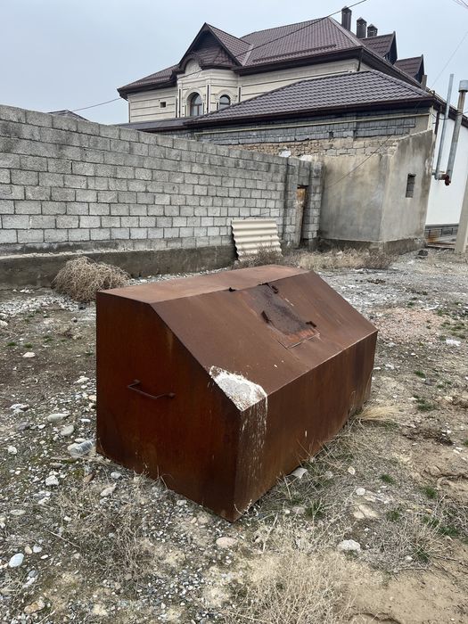 Мусорный ящик 20.000 б/у продается