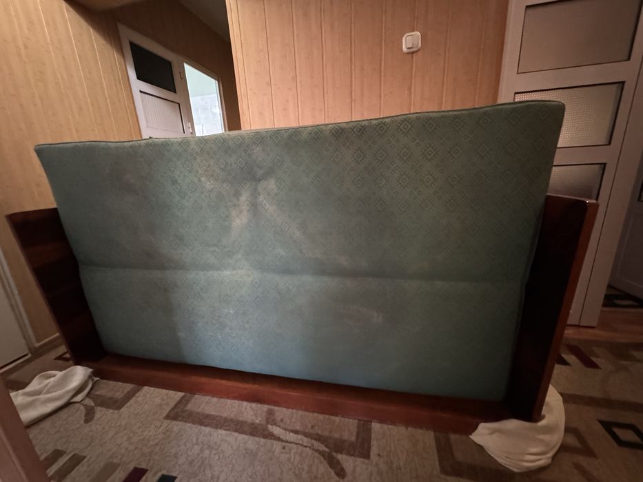 Диван СССР продам дешево