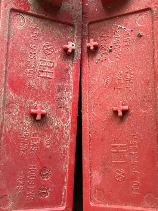 Рефлектор VW Touran 10–15