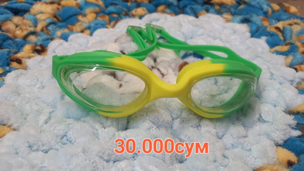 Очки для плавания
