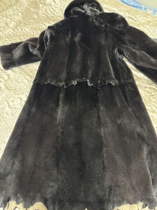 Продам норковую шубу