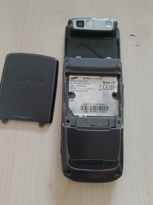 Samsung retro kafolati bilan