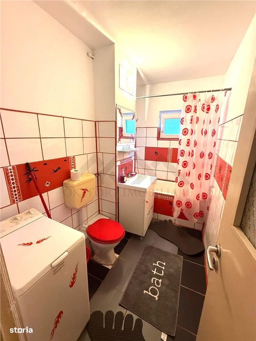 Apartament 3 camere ,  zona Aradului