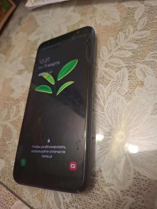 Samsung  galaxy  J6+  не дорого