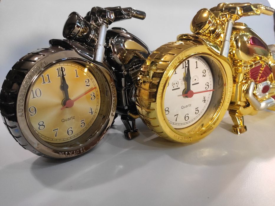 Часы мотоцикл с будильником