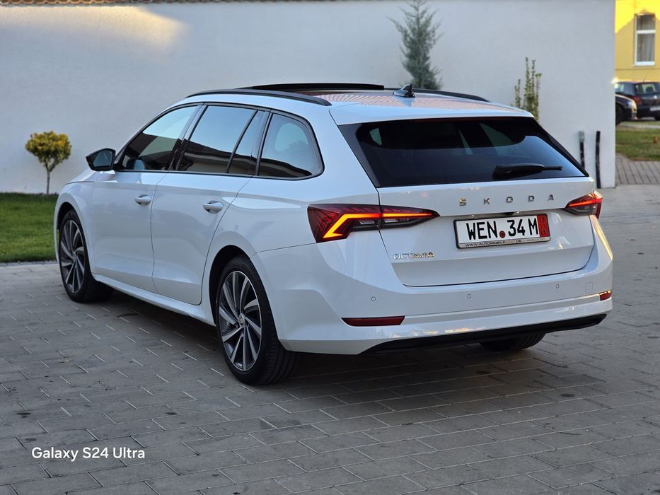 SKODA Octavia 2021 — imagine 4