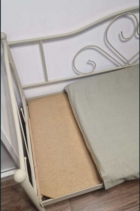 Pat metalic 1 persoană