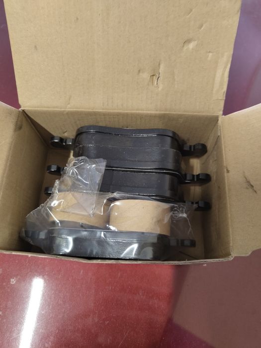 Предни накладки ABS  - Volvo,FORD,Landrover