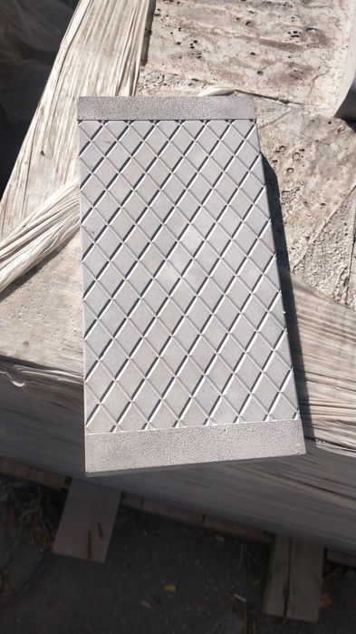 Готовая Плитка на крыльцо, лестница, подъезд. Брусчатка