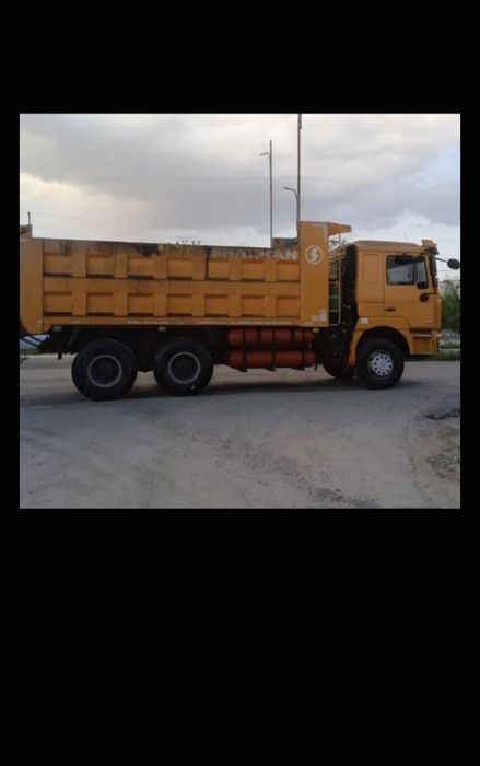 Srochni 25 t Shacman samasval sotiladi