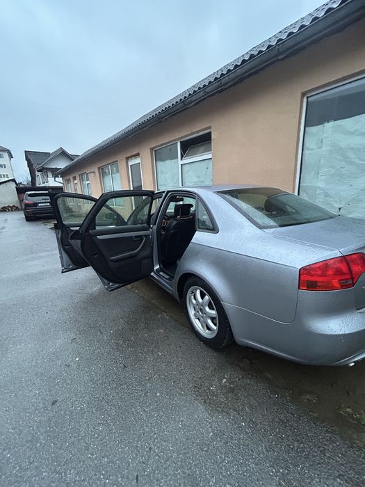 AUDI A4 0 — imagine 2
