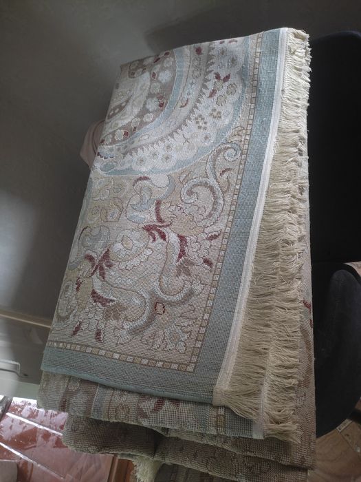 Продам Ковёр 6 на 3