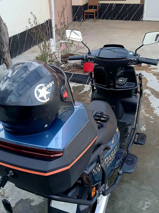 Skuter srochna sotiladi Скутер хали янги Сотишдан максад пул керек янг