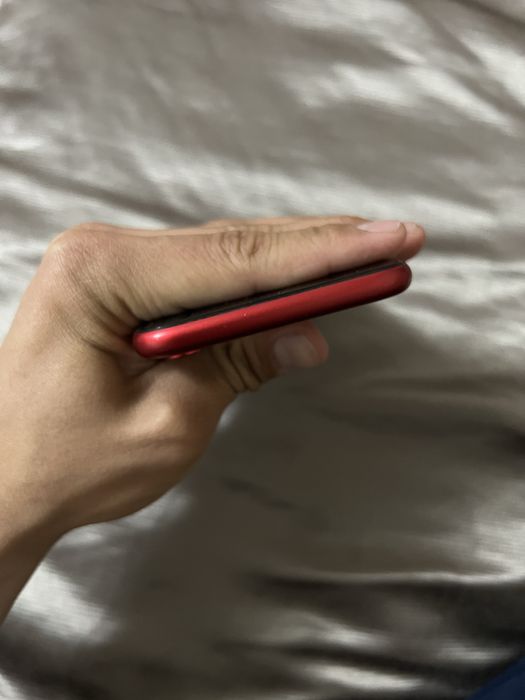 Продам Iphone XR 64gb