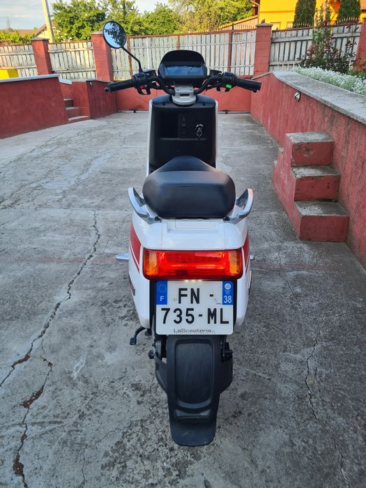 Scuter electric NIU NQI GT