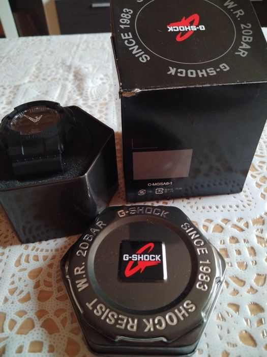 Часовник Casio нов