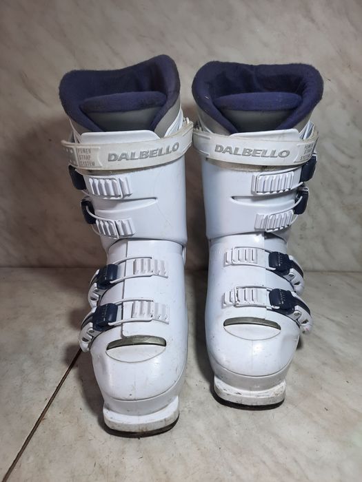 Clapari ski schi Dalbello mondo 24 corespunde mărimii 37