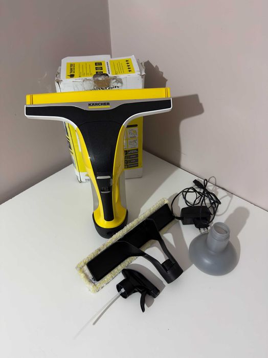 Aspirator geamuri WV 6 Plus