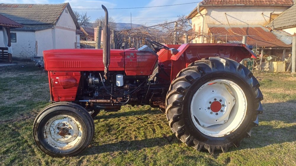 Tractor Utb Universal 445 cu CARTE RAR