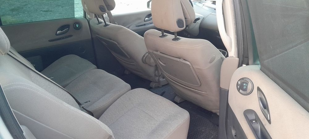 Renalt Espace 2.2cdi 150коня Автомат