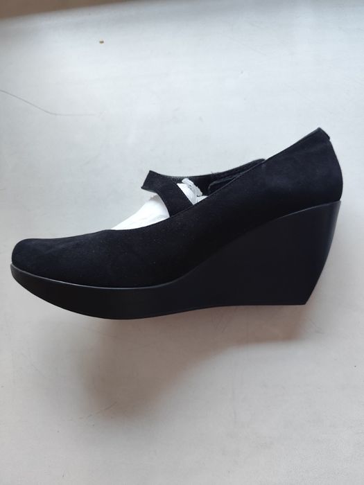 Продам туфли большого размера.