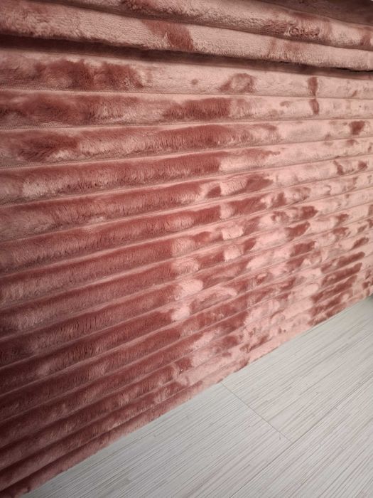 Тапицирано легло 140/200 с дамаска с включен матрак, механизъм -600 лв