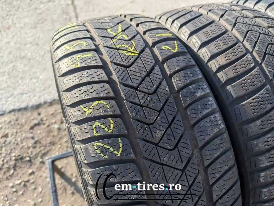 SET 4 Anvelope Iarna 225/45 R18 + 255/40 R18 PIRELLI - Runflat (BMW)