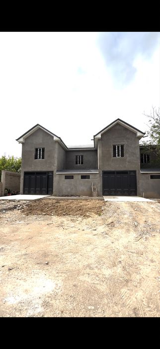 Уй сотилади 115.000$