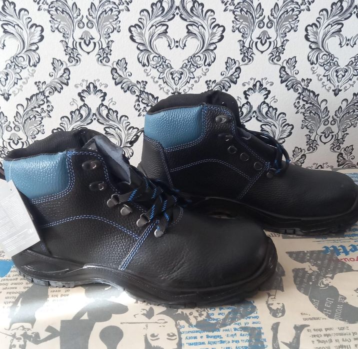 Спец ботинка летная .43размер