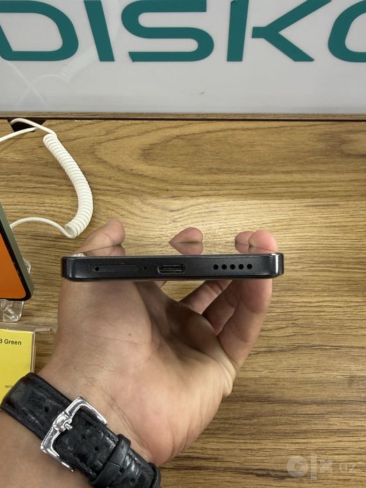 Poco x6pro 5g telefon sotiladi