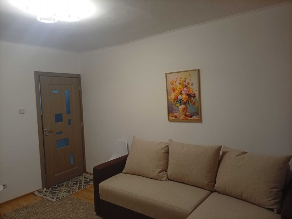 Inchiriez garsoniera zona Politia locala