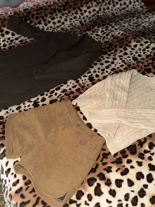 Разные вещи по низким ценам состояние идеальное