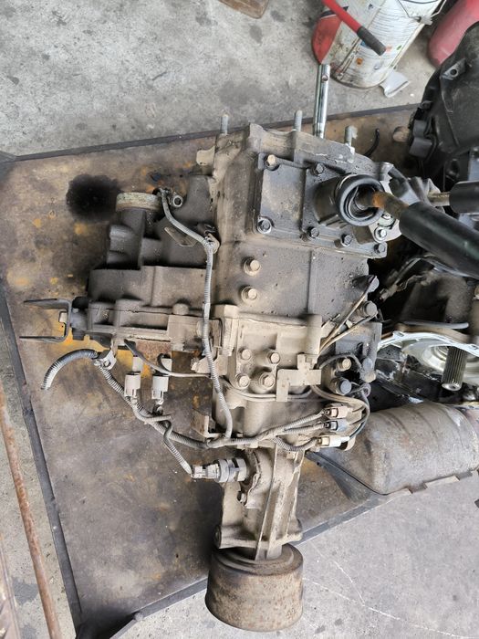 Раздатка за Mitsubishi L200 2.5tdi