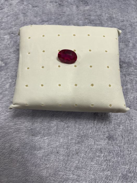 Рубин ромбовидный.